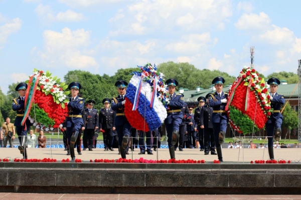 В Бресте состоялось совместное заседание коллегий следственных комитетов Беларуси и России В Бресте состоялось совместное заседание коллегий следственных комитетов Беларуси и России