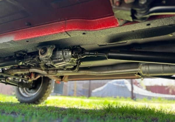 43-летнюю «Ниву» выставили на продажу по цене нового Mercedes-Maybach 43-летнюю «Ниву» выставили на продажу по цене нового Mercedes-Maybach