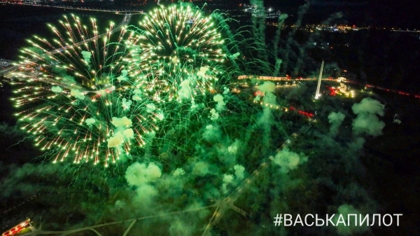 Праздничным салютом завершилось празднование Дня Победы в Бресте Праздничным салютом завершилось празднование Дня Победы в Бресте