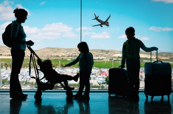 «Хочу выехать за границу с ребенком, а муж против» Нотариус объяснил, когда мнение второй стороны не учитывается «Хочу выехать за границу с ребенком, а муж против» Нотариус объяснил, когда мнение второй стороны не учитывается