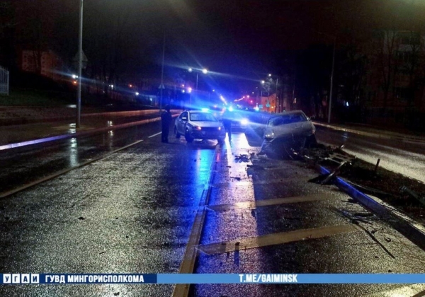 В Беларуси «бесправник» разбил Ford Mustang