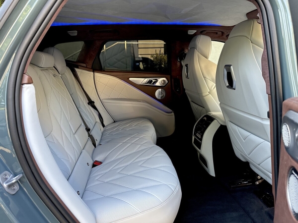 Самый дорогой и престижный кросс BMW: вот сколько за него просят в Беларуси Самый дорогой и престижный кросс BMW: вот сколько за него просят в Беларуси