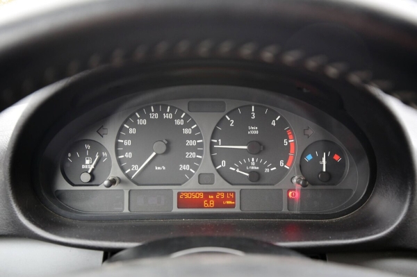 «Продавец сказал, что я счастливчик». Житель Брестской области о владении неприхотливым BMW Е46 2002 г. в.