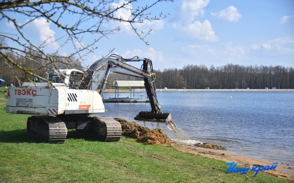 Пляжную зону расширяют в Барановичах на водохранилище Мышанка