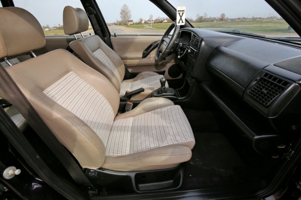 «Покраска обошлась в $3 200». В Беларуси нашли редкий VW Passat VR6 (B4) «Покраска обошлась в $3 200». В Беларуси нашли редкий VW Passat VR6 (B4)