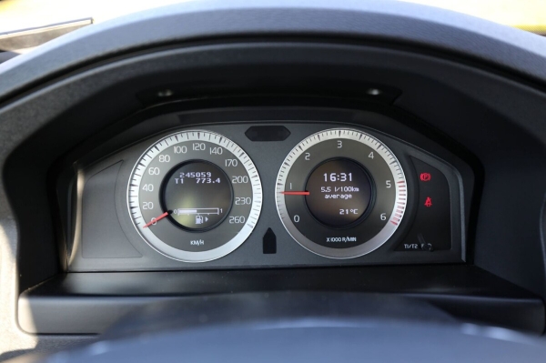 Белорус купил 13-летний Volvo из Европы: «Машина привезена перегонщиком, а растаможена через льготников»