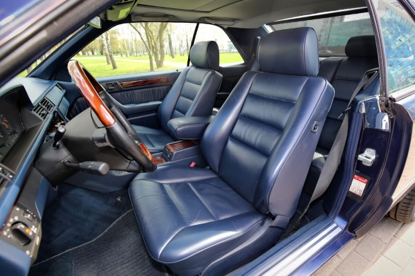 Белорус показал Mercedes-Benz C124 в идеальном состоянии. Узнали, как «немец» выжил в Беларуси