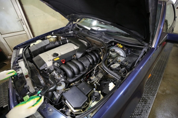 Белорус показал Mercedes-Benz C124 в идеальном состоянии. Узнали, как «немец» выжил в Беларуси