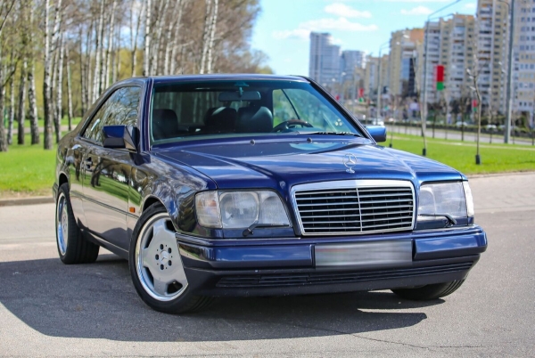 Белорус показал Mercedes-Benz C124 в идеальном состоянии. Узнали, как «немец» выжил в Беларуси