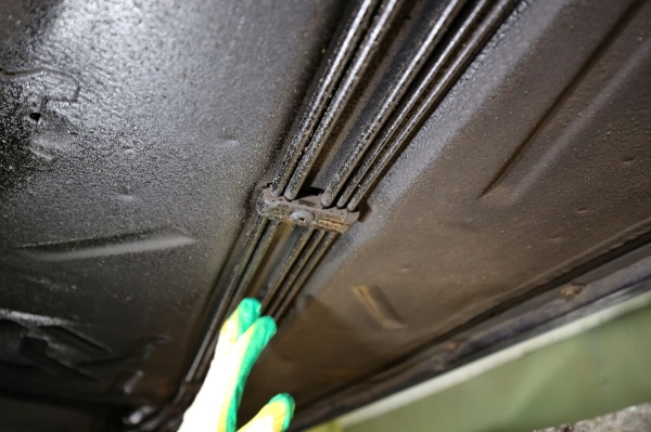 Белорус показал Mercedes-Benz C124 в идеальном состоянии. Узнали, как «немец» выжил в Беларуси