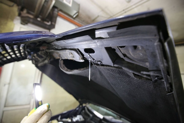 Белорус показал Mercedes-Benz C124 в идеальном состоянии. Узнали, как «немец» выжил в Беларуси