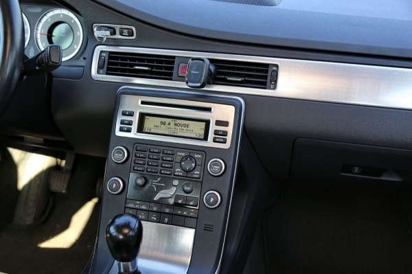 Белорус купил 13-летний Volvo из Европы: «Машина привезена перегонщиком, а растаможена через льготников»