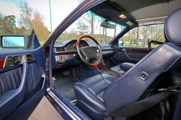 Белорус показал Mercedes-Benz C124 в идеальном состоянии. Узнали, как «немец» выжил в Беларуси