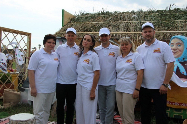 Дискотека, лазерное шоу, красочный фейерверк. Смотрите, как в Пинском районе прошел гастрономический и экологический фестиваль «Полесский вьюн» Дискотека, лазерное шоу, красочный фейерверк. Смотрите, как в Пинском районе прошел гастрономический и экологический фестиваль «Полесский вьюн»