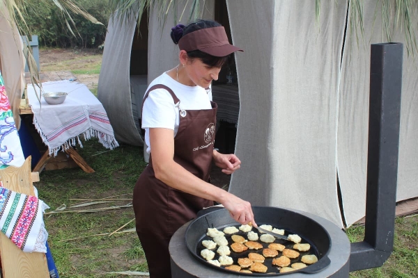 Дискотека, лазерное шоу, красочный фейерверк. Смотрите, как в Пинском районе прошел гастрономический и экологический фестиваль «Полесский вьюн» Дискотека, лазерное шоу, красочный фейерверк. Смотрите, как в Пинском районе прошел гастрономический и экологический фестиваль «Полесский вьюн»
