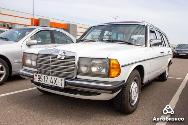 «Нет года выпуска, есть состояние». В Беларуси владельцы старых Mercedes собрались на большую встречу