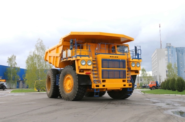 БЕЛАЗ показал новый самосвал грузоподъемностью 180 тонн