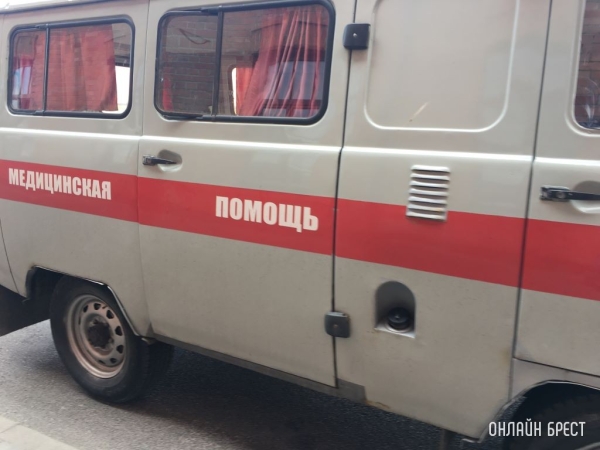 В Брестской области мужчина поел домашних маринованных огурцов с помидорами и чуть не умер В Брестской области мужчина поел домашних маринованных огурцов с помидорами и чуть не умер