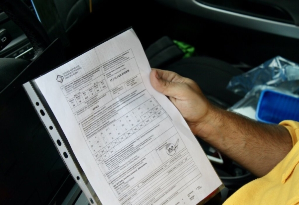 «Одни по 20 часов стоят, другие за ночь $500 делают». Репортаж из пункта пропуска «Брест — Тересполь» «Одни по 20 часов стоят, другие за ночь $500 делают». Репортаж из пункта пропуска «Брест — Тересполь»