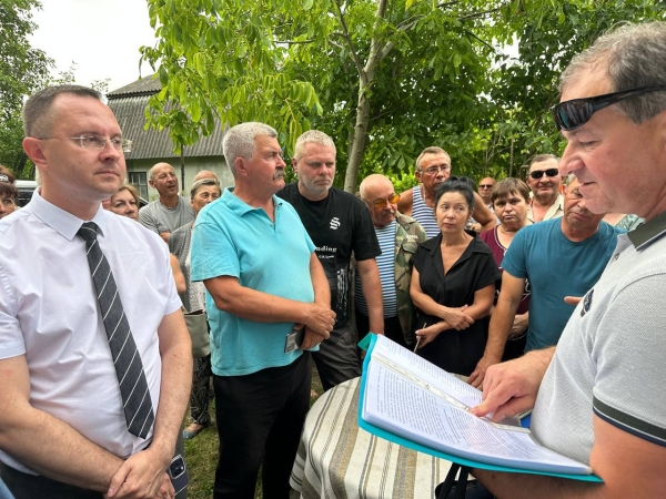 Земельный вопрос. Глава города встретился с членами ОПК «Гвардеец 97» в Бресте Земельный вопрос. Глава города встретился с членами ОПК «Гвардеец 97» в Бресте