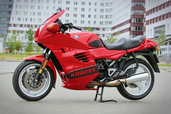 Белорус купил в США 27-летний мотоцикл BMW K1100 RS