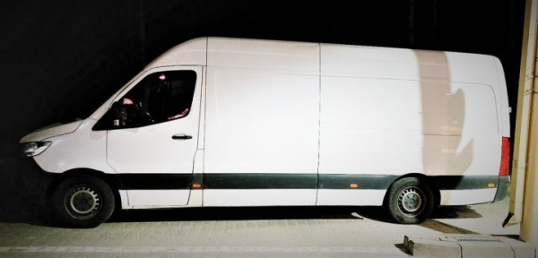 Два подозрительных «Мерседеса» пытались ввезти в Беларусь из Литвы Два подозрительных «Мерседеса» пытались ввезти в Беларусь из Литвы