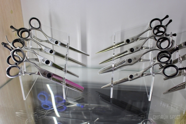 Вот что значит профессиональный уход для волос! Вместе оцениваем большой ассортимент инструментов и косметики в парикмахерском магазине «PROFISTYLE.BY» в Бресте Вот что значит профессиональный уход для волос! Вместе оцениваем большой ассортимент инструментов и косметики в парикмахерском магазине «PROFISTYLE.BY» в Бресте