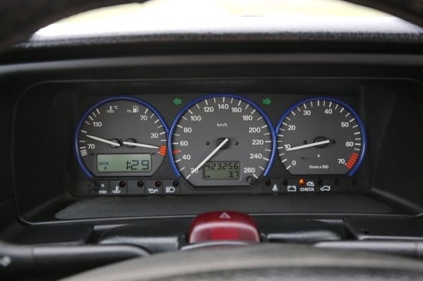 «Покраска обошлась в $3 200». В Беларуси нашли редкий VW Passat VR6 (B4) «Покраска обошлась в $3 200». В Беларуси нашли редкий VW Passat VR6 (B4)