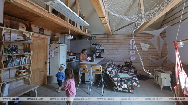 Что проверяют в агроусадьбах и кого перерегистрируют? Посмотрели, как работает комиссия Что проверяют в агроусадьбах и кого перерегистрируют? Посмотрели, как работает комиссия