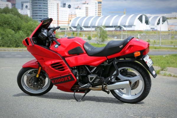 Белорус купил в США 27-летний мотоцикл BMW K1100 RS Белорус купил в США 27-летний мотоцикл BMW K1100 RS
